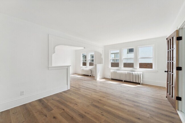 Foto del edificio - 987 Dayton Ave