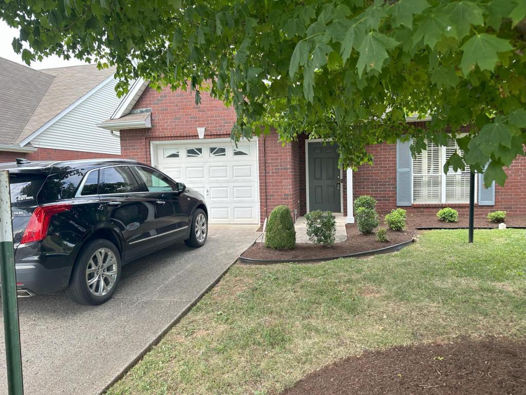 Foto principal - 1818 Black Fox Crossing