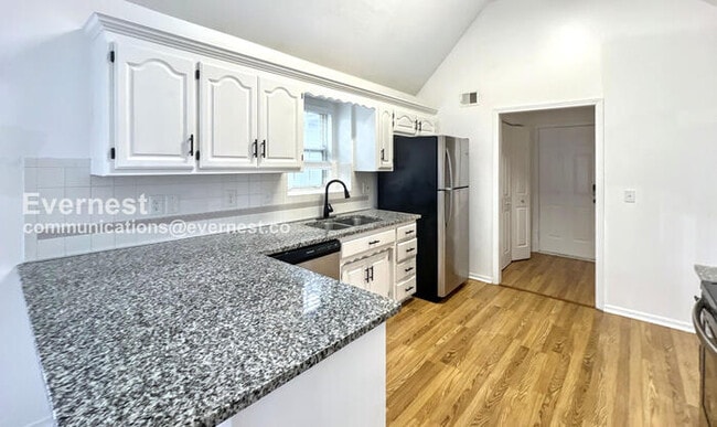 Foto del edificio - 928 SE 12 Terrace