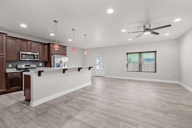 Building Photo - 3514 Mossy Oak Villas Cir