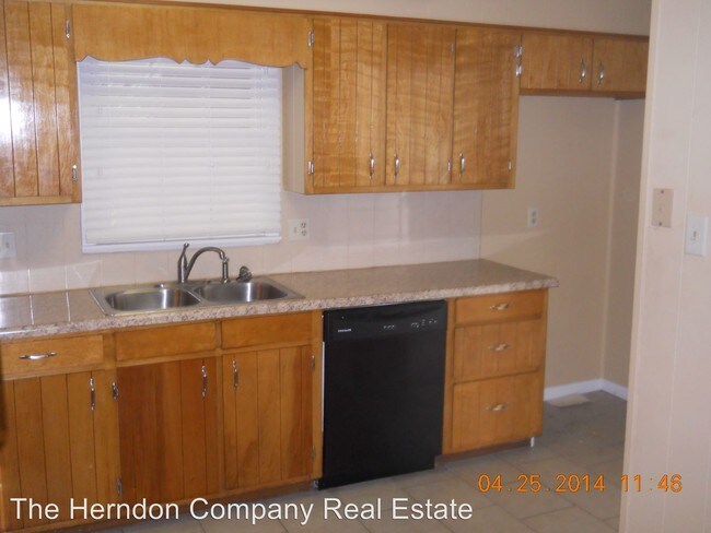 Building Photo - 1214 Linda Dr