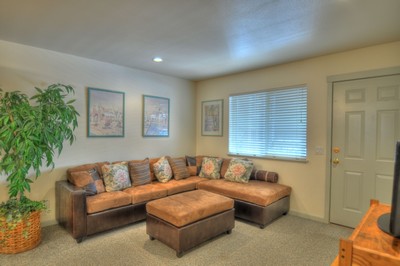 Foto del edificio - 1523 NW Juniper St