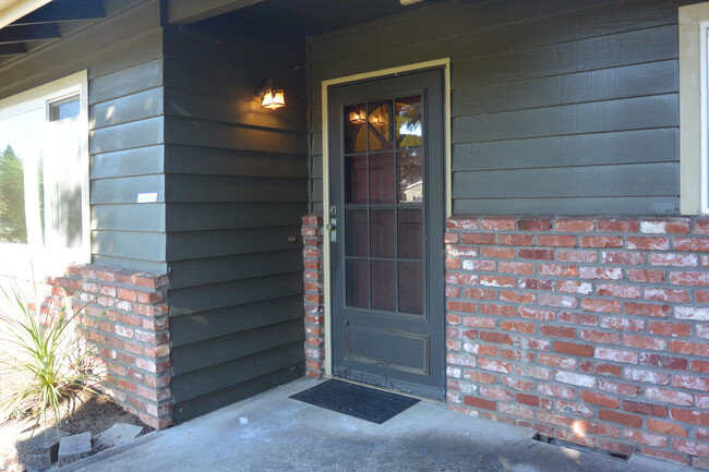Foto del edificio - 5809 NE 91st Ave