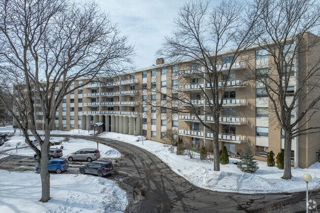 Continental West Condominium