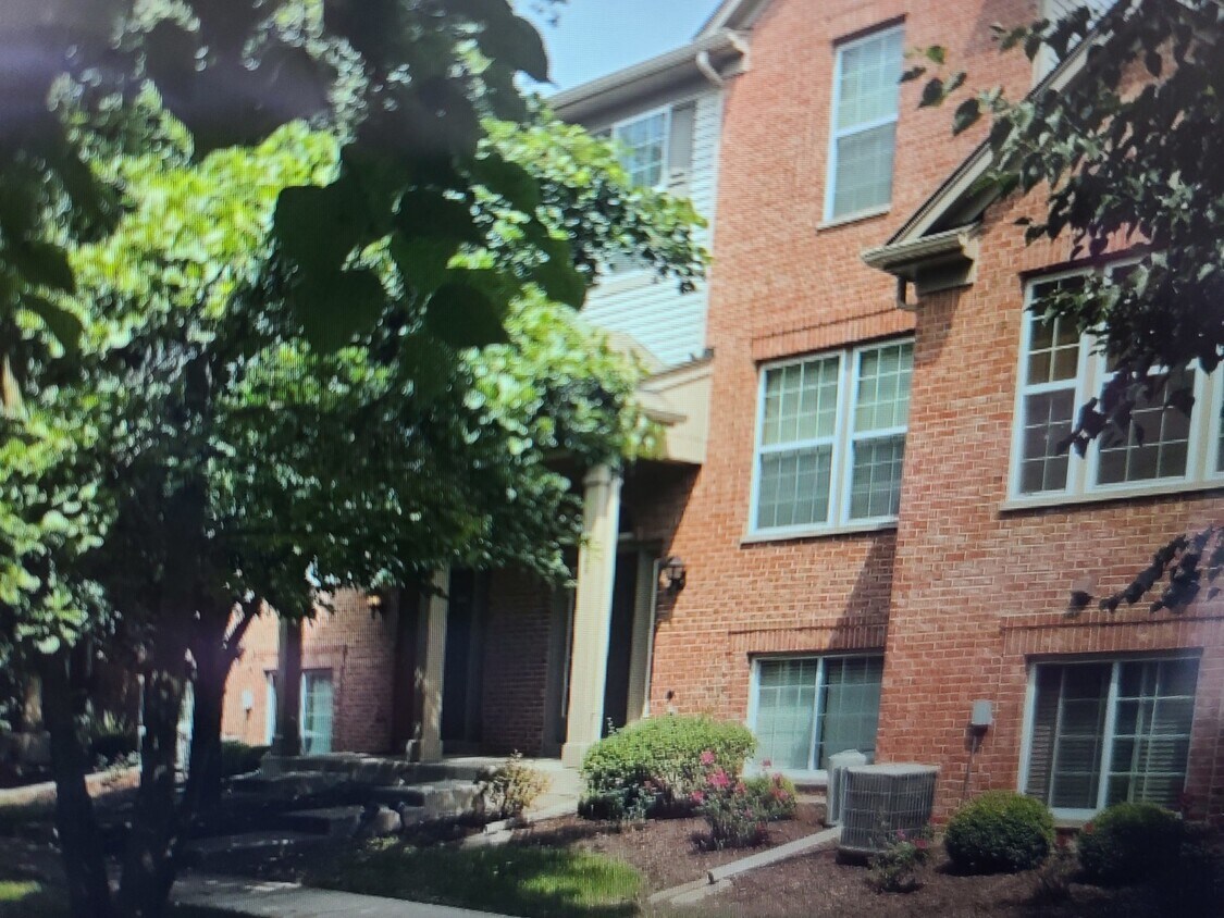 Foto principal - 550 Conservatory Ln