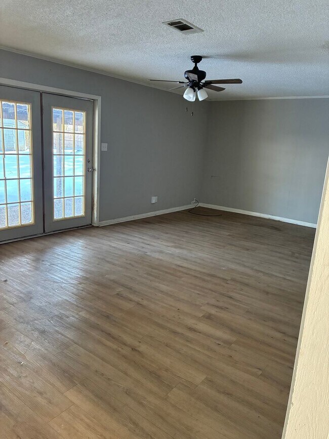 Foto del edificio - Spacious 4 Bedroom/3 Bath Family Home West End of Searcy