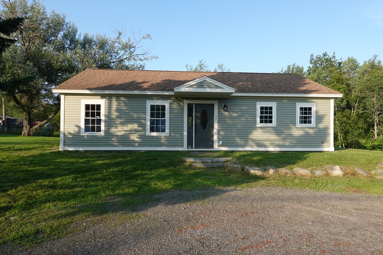 59 Mt Ephraim Rd, Searsport, ME 04974 House Rental in Searsport, ME
