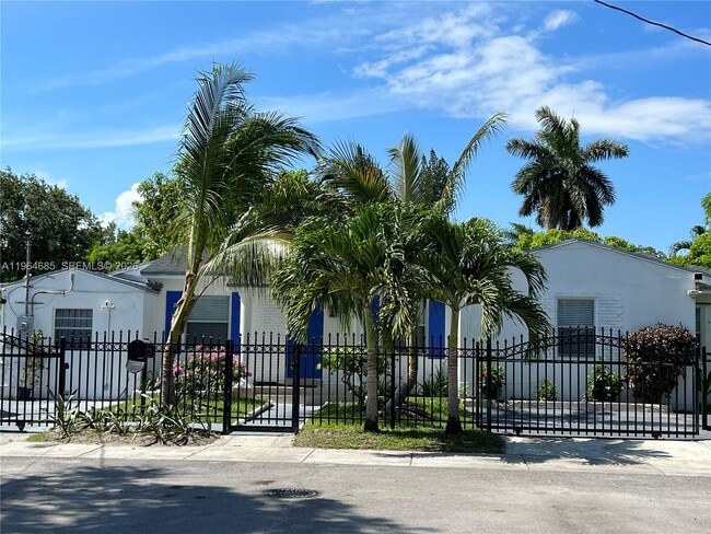 Foto del edificio - 8410 NE 2nd Ct