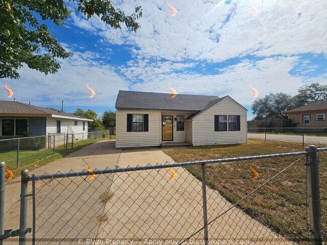 Foto del edificio - Ready for Immediate move : 3 Bed 1 Bath ho...