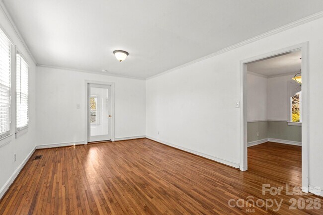 Foto del edificio - 337 Melbourne Ct