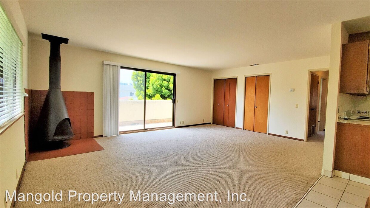 Primary Photo - 728 Ocean Ave