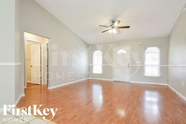 Foto del edificio - 7901 Sioux Ln