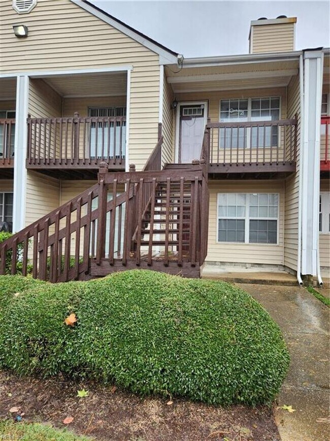 Building Photo - 3722 B Towne Point Road, Portsmouth - Avai...