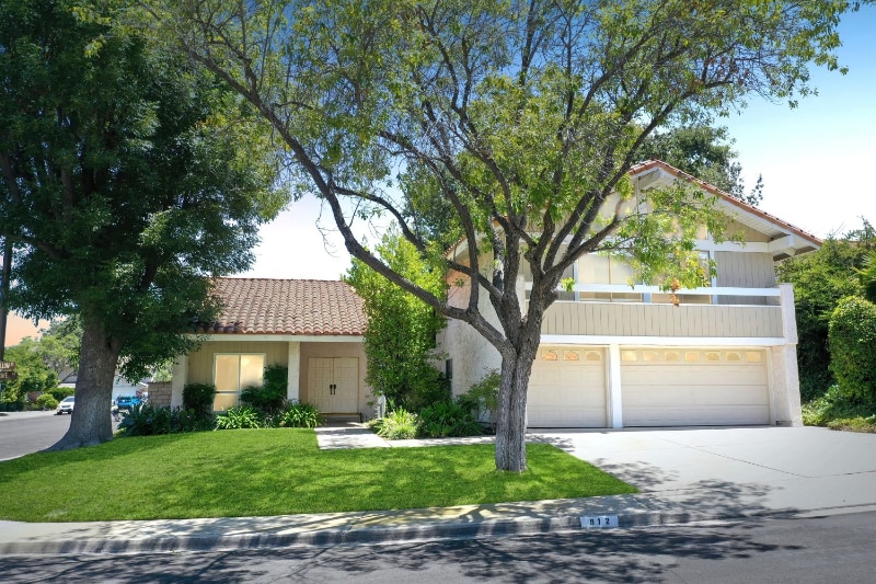 Primary Photo - 912 Brightstone Ct