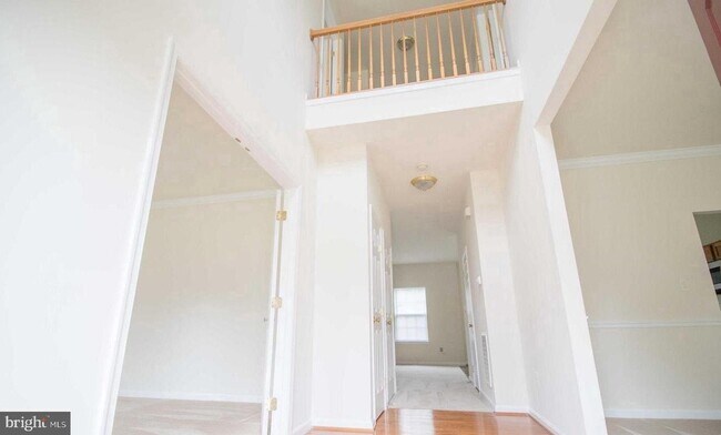Building Photo - 47162 Green Leaf Rd