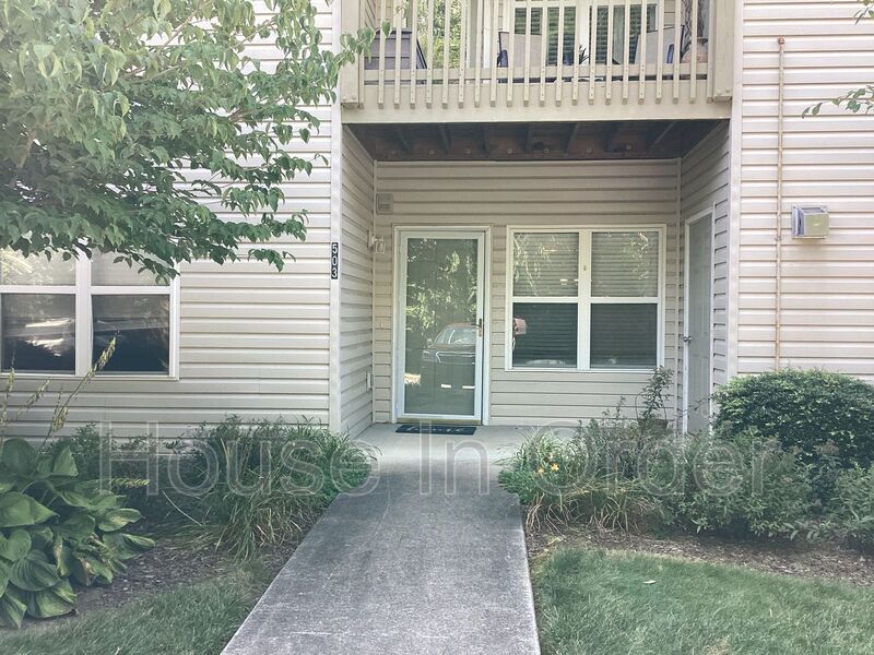 Primary Photo - 503 Carrington Pl