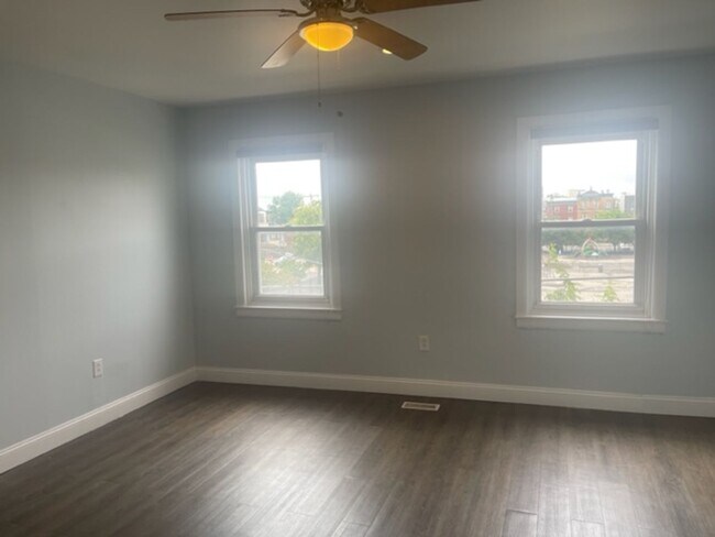 Foto del edificio - 2171 E Hagert Street