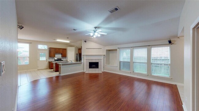 Foto del edificio - 18503 Polo Meadow Dr