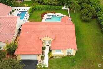 Building Photo - 1049 Laguna Springs Dr