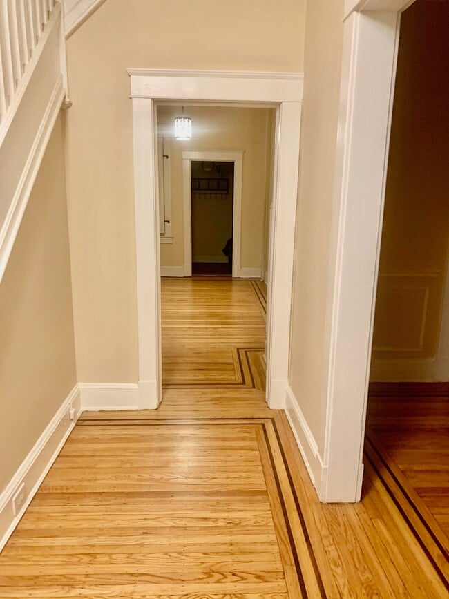 Foto del edificio - 2829 Brighton St