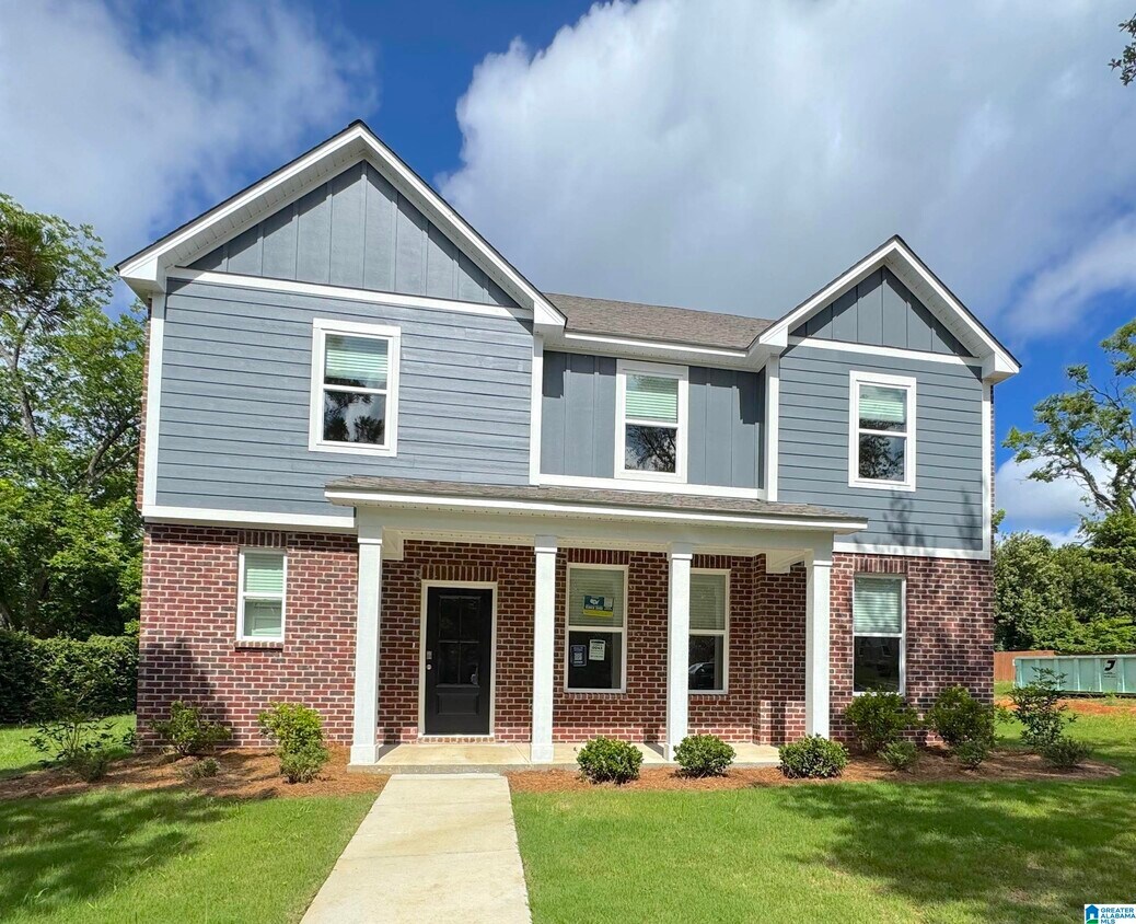 Foto principal - 1728 Windsor Hl Ln