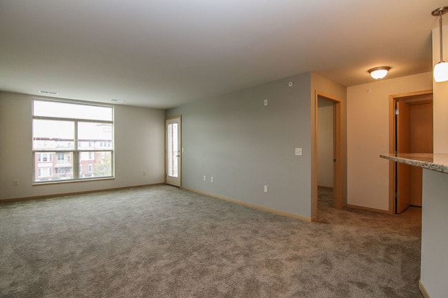 Building Photo - Metro View Apartments