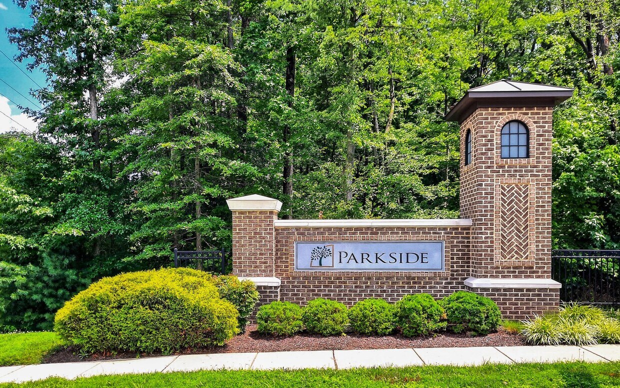 3BR/3BA TH with Luxury Upgrades + Tesla Ch... - 3BR/3BA TH with Luxury Upgrades + Tesla Ch...