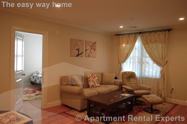 Foto del edificio - 128 Cherry St
