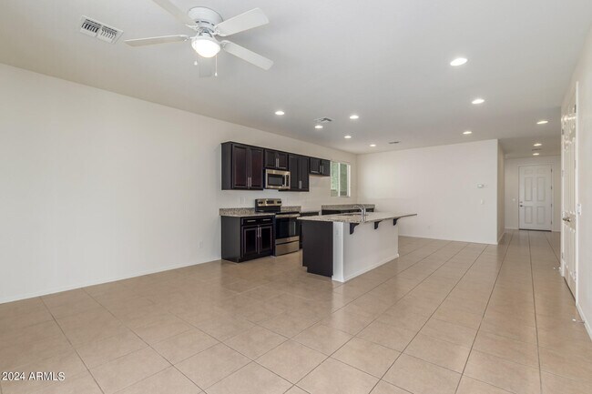 Foto del edificio - 4808 W Lydia Ln