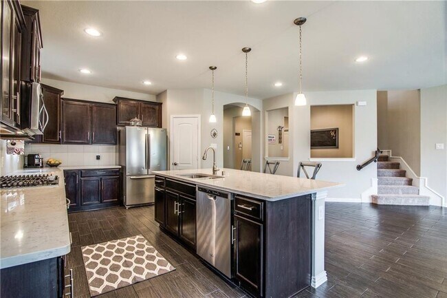 Building Photo - 1504 Westview Ln