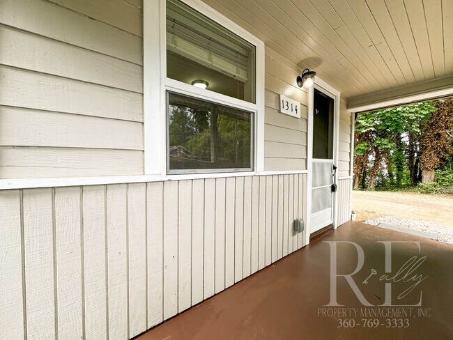 Building Photo - 1-Bd Bungalo, a Walk from Annapolis Ferry