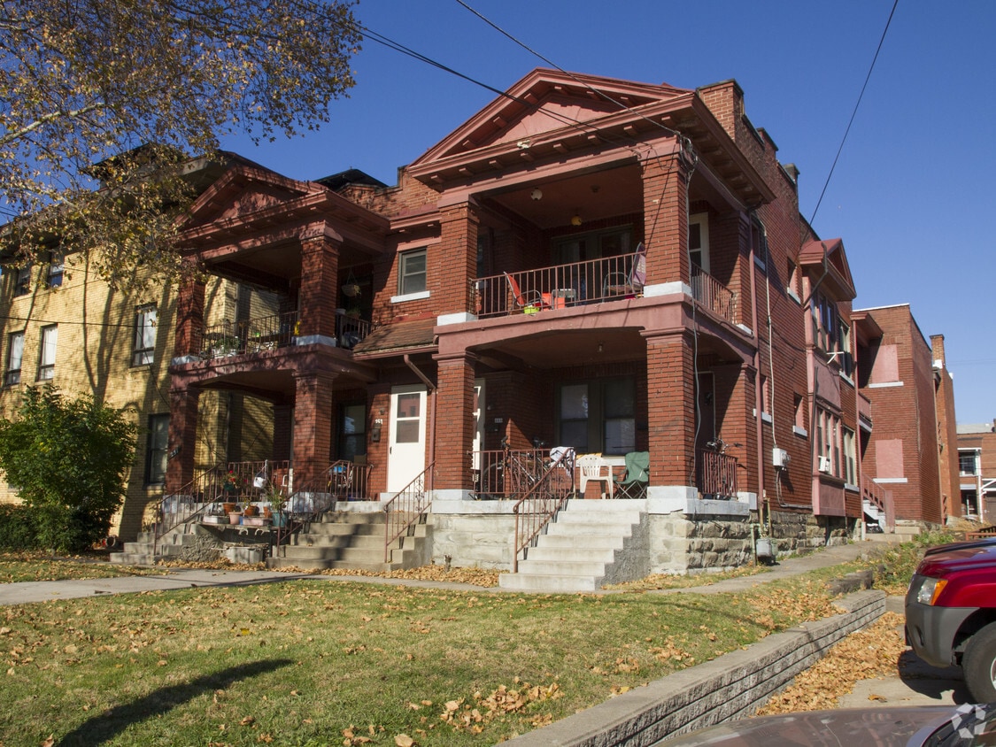 Primary Photo - 251-253 Mckee Pl