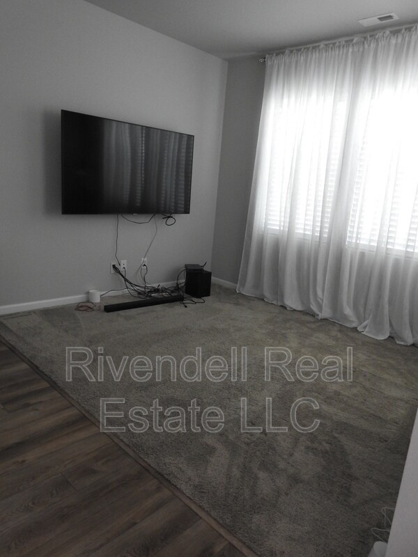 Foto del edificio - 16407 Hay Barn Heights