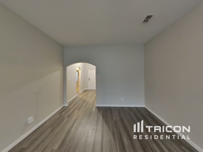 Foto del edificio - 14210 Bridgeview Ln