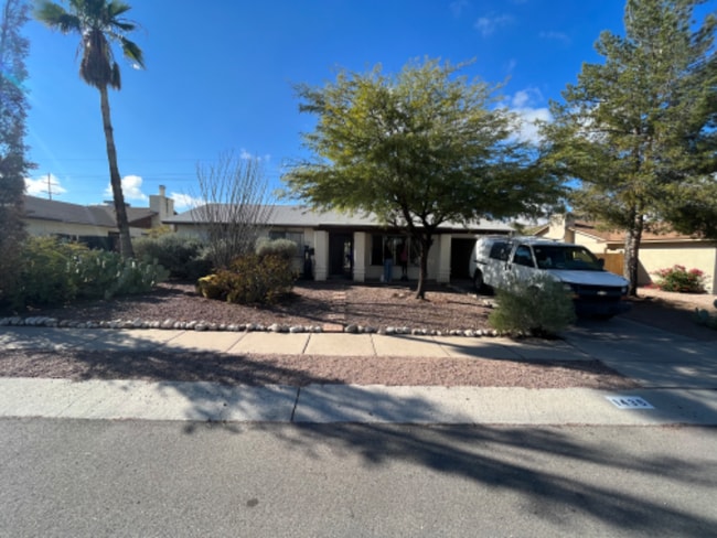 Building Photo - 1436 S Gecko Rd
