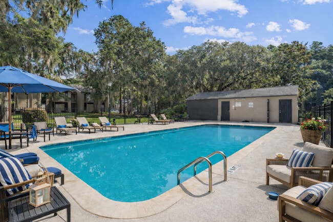 Building Photo - Residences at Port Royal