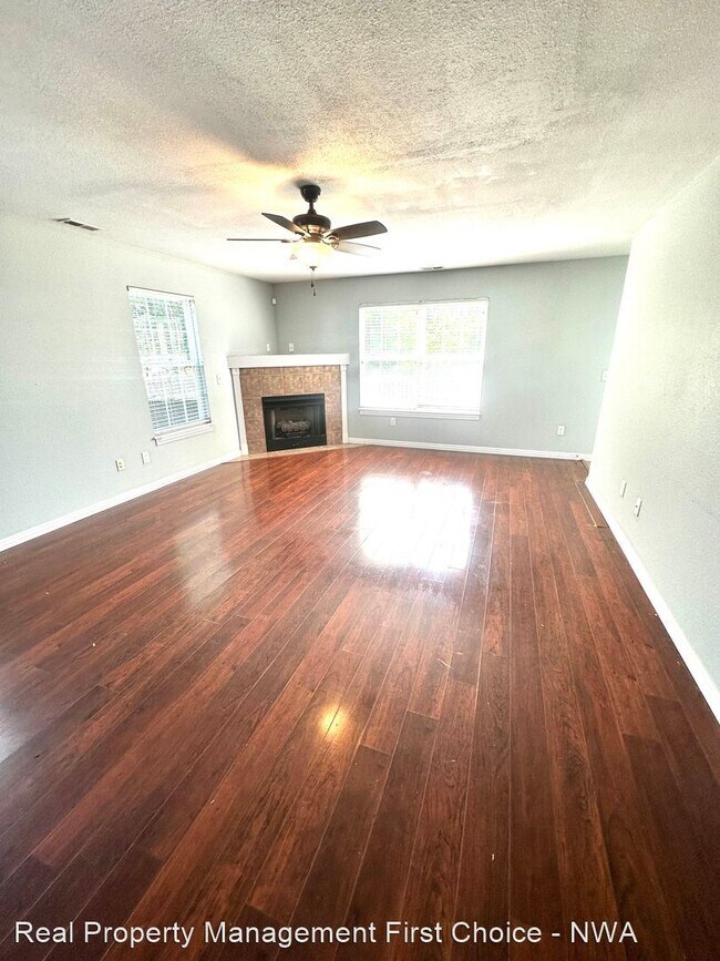Foto del edificio - 3 br, 2.5 bath House - 3705 SW Hansom Loop