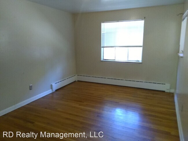 Building Photo - 2 br, 1 bath House - 2831 E 13th Ave