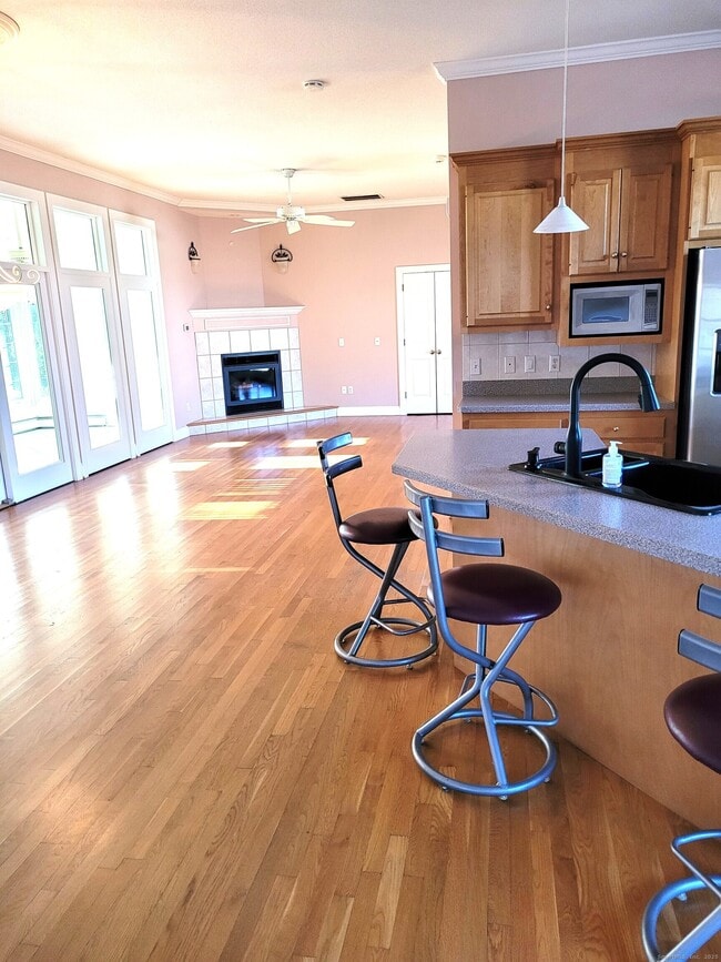 Building Photo - 52 Skyview Terrace