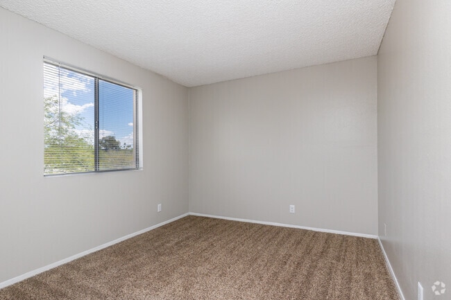 1BR, 1BA - 493SF - Bedroom - Knollwood Terrace