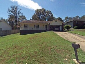 Building Photo - 64 Creekwood Dr