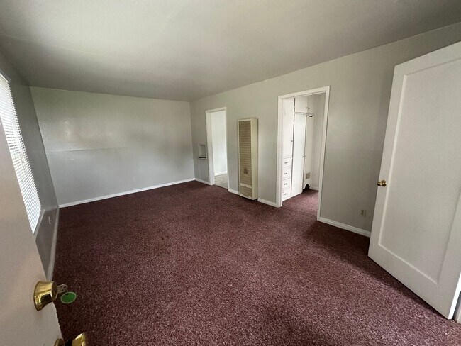 Foto del edificio - 1 bed, 1 bath, Duplex