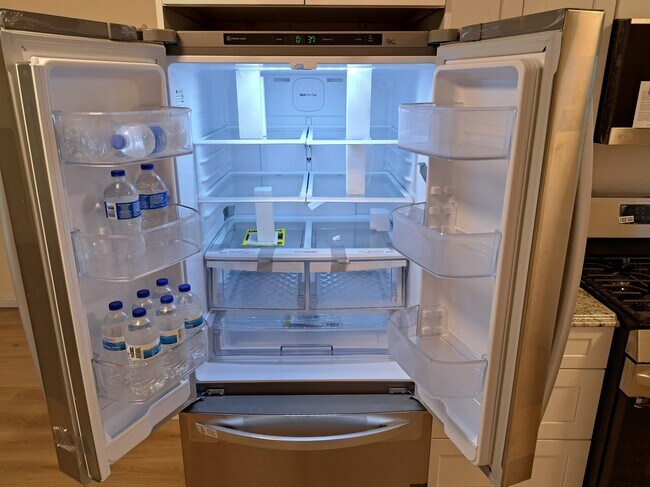 Building Photo - 35049 Cedar Ave