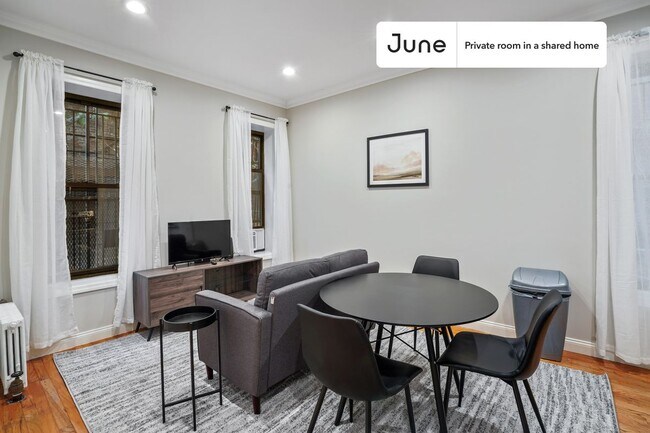 Building Photo - Room in Shared 3 bed/1 bath home