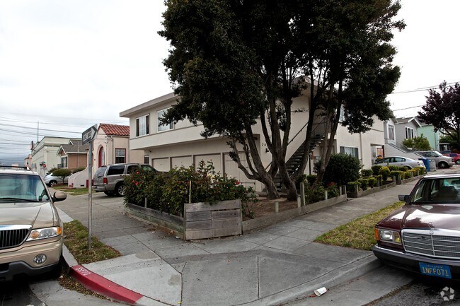 Foto del edificio - 515 Cypress Ave
