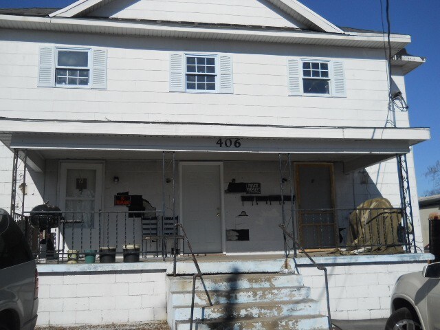 Foto principal - 406 E Jackson St