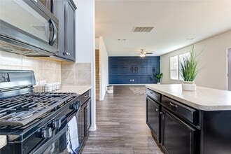 Building Photo - 5027 Brewcastle Ln