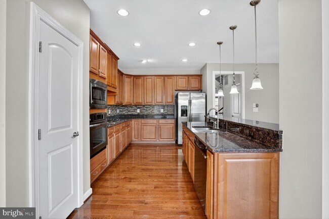 Foto del edificio - 21285 Park Grove Terrace