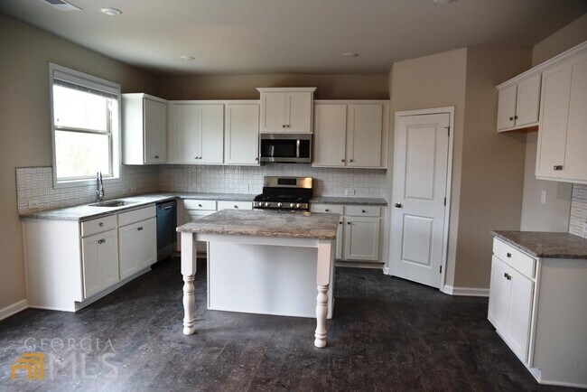 Foto del edificio - 6011 Park Bay Ct