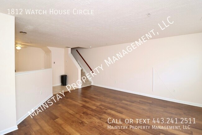 Building Photo - 3 Bedroom Townhome with Updated Primary Bath!